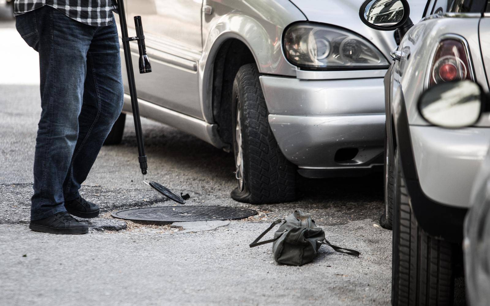 Bomba postavlena ispod automobila oštetila 6 vozila u Splitu