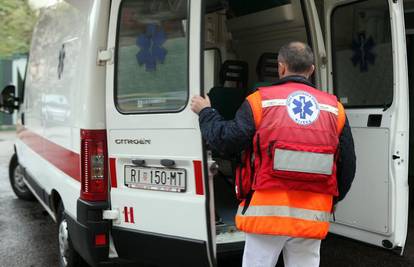 Pijan se zabio u kola hitne pomoći i ozlijedio dvoje