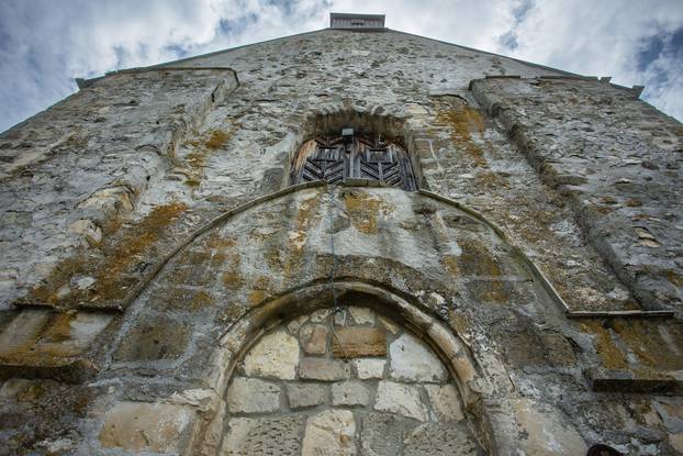 Posljednja očuvana templarska crkva u Hrvatskoj skriva tajne čuvara Svetog grala