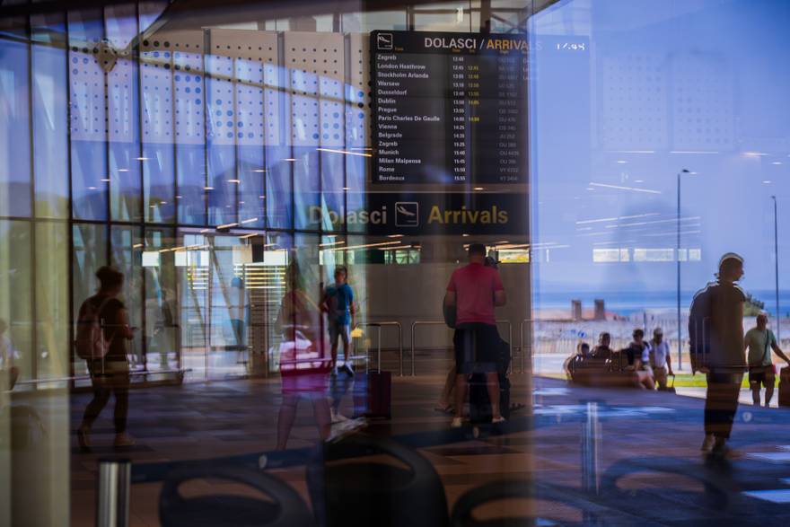 Otkazali sve letove u Zra&ccaron;noj luci Split: &Scaron;panjolski avion blokirao pistu nakon slijetanja