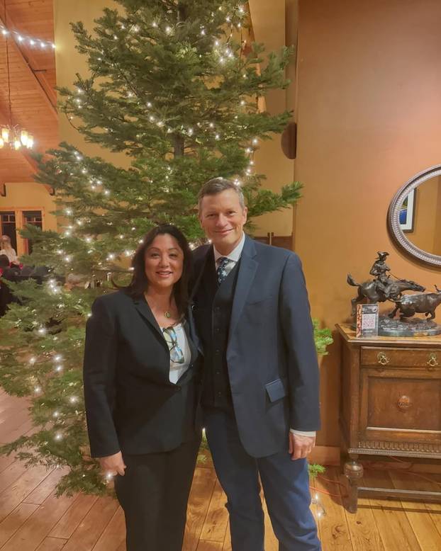 ORGIJE U UREDU Trumpova ministrica seksala se s članom osiguranja. Evo  tko je ona