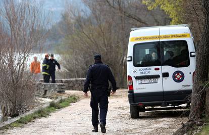 'Čuo sam 'Upomoć, tonem' pa vidio dečka kako mlati rukama'