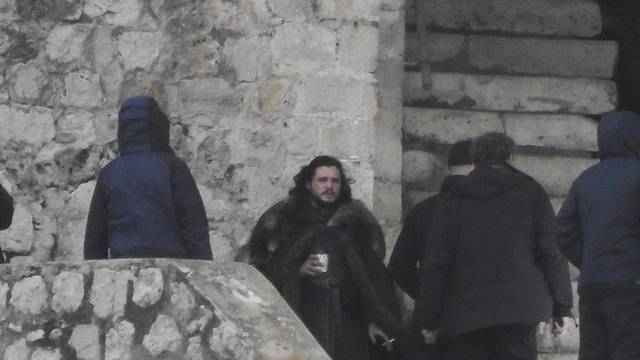 Jon Snow stigao u Dubrovnik: Na setu serije opušta se kavom