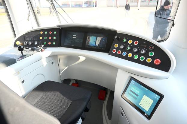 Zagreb: Predstavljanje novog tramvaja ZET-a