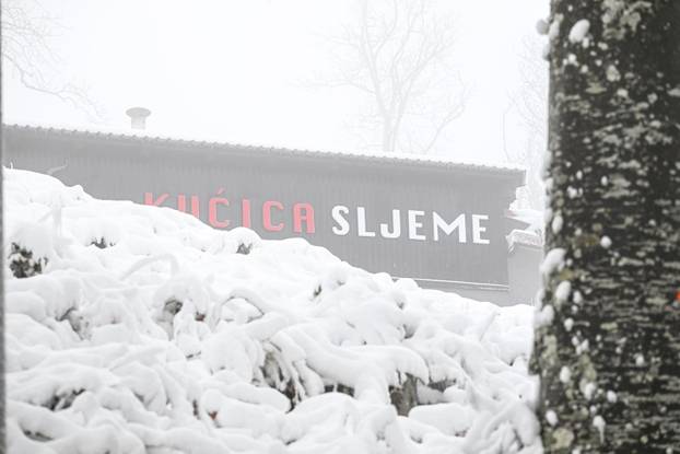 Snijeg na Sljemenu