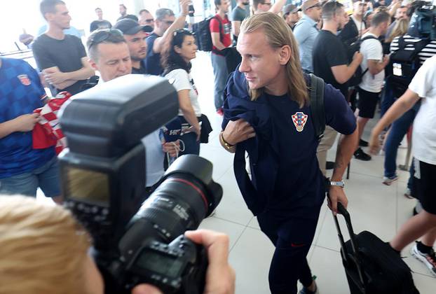 Hrvatski reprezentativci sletjeli u Zagreb nakon osvojenog srebra u Ligi nacija