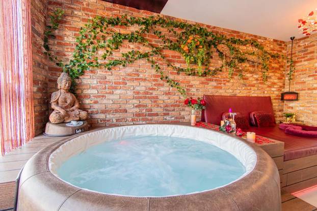 FOTO Jeste li znali da u Zagrebu možete unajmiti stan za BDSM? Pogledajte što se nudi unutra