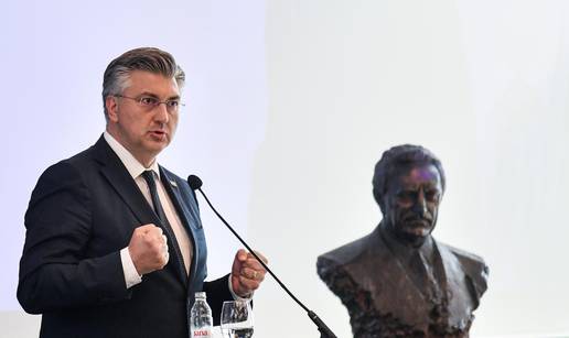 Plenković udario po nositeljima detuđmanizacije. Ali Milanović ipak nije smio biti među njima