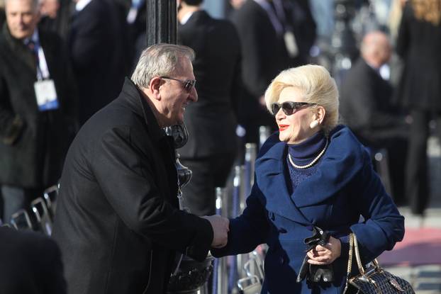 ARHIVA - 2015. Zagreb: Dolazak uzvanika na sve?anu inauguraciju Kolinde Grabar Kitarovi?