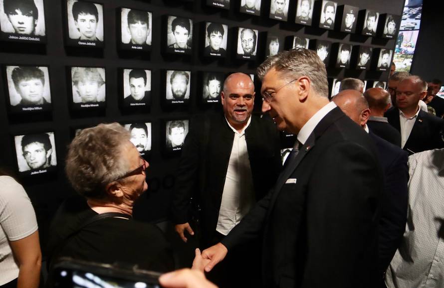 Sinj: Otvorena Spomen soba hrvatskih branitelja Sinja i cetinskoga kraja