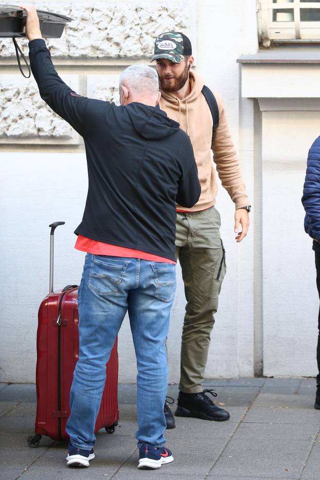 Zagreb: Okupljanje hrvatske nogometne reprezentacije