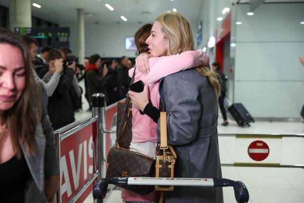 Hrvatski državljani iz Ujedinjenih Arapskih Emiratima sletli su u zracnu luku u Zagrebu 