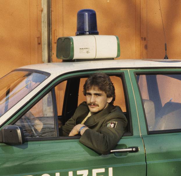 Stefan Kuntz als Polizist 24 11 1983 HM
