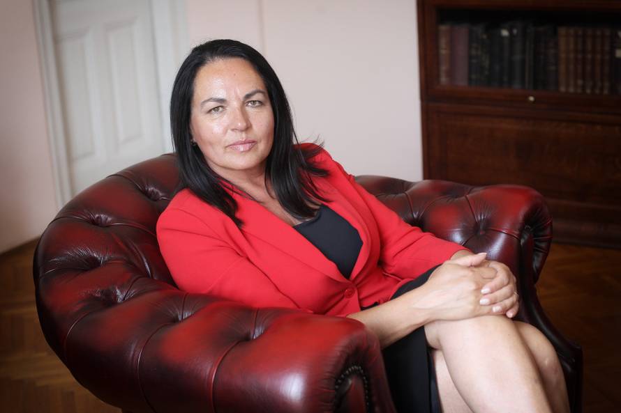 Dubravka Jurlina Alibegovic