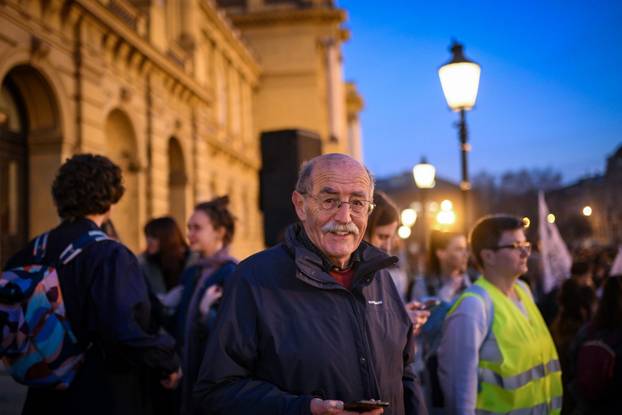 U Zagrebu održan Noćni marš za ženska prava u Hrvatskoj