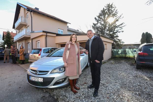 Zagreb: Donacija Opel vozila zajednici Cenacolo
