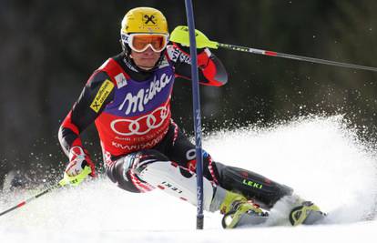 Prvi slalom sezone: Ivica vozio oprezno i završio na 8. mjestu