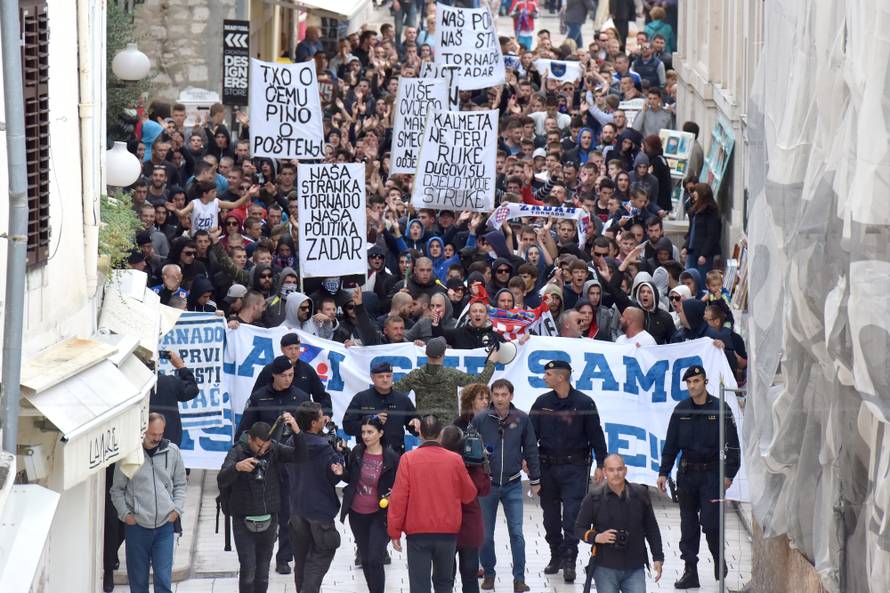 Torcida, Tornado, BBB i Ultrasi zajedno gase stravičan požar...