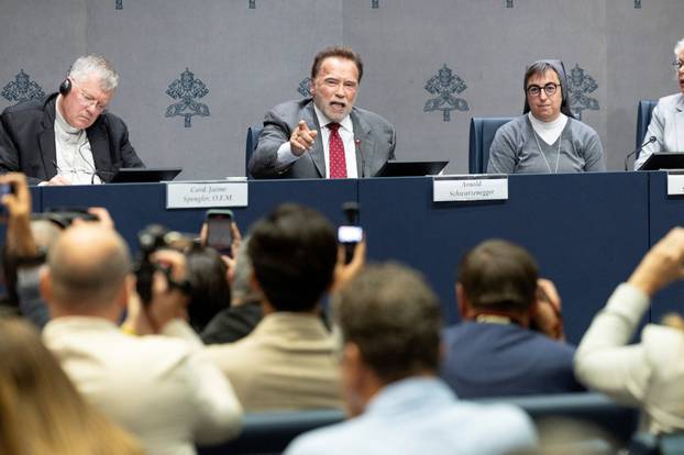 Schwarzenegger at Vatican in mission to terminate fossil fuels