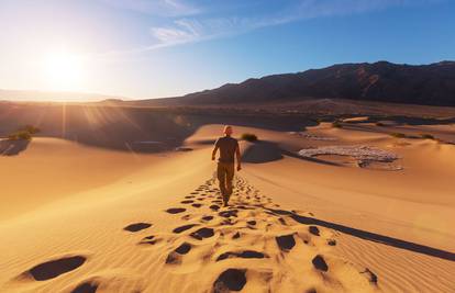 Kocka u pustinji: Riješite test i otkrijte svoje životne težnje