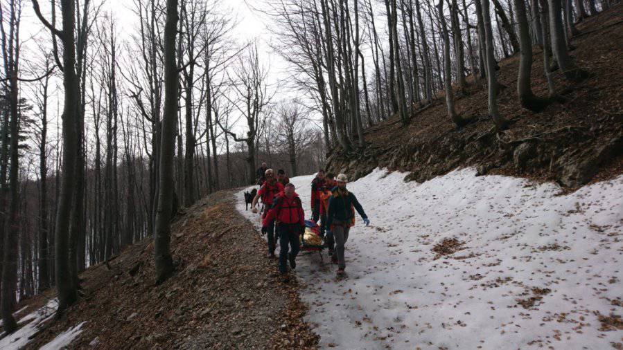 Spasili planinarku na Risnjaku, klizala 100 m i udarila u stablo