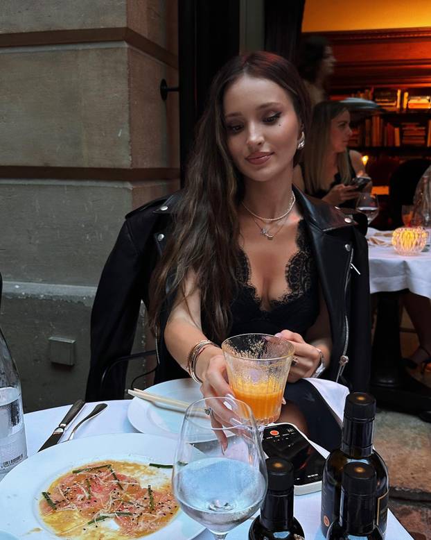 FOTO Nogometni boem postao je heroj Barce. Žele da ostane, a on kaže: 'Žena će odlučiti...'