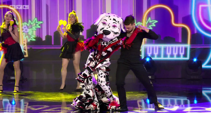 Iz showa 'Masked Singer' ispao Kiborg, a ispod maske se krila influencerica Andrea Andrassy