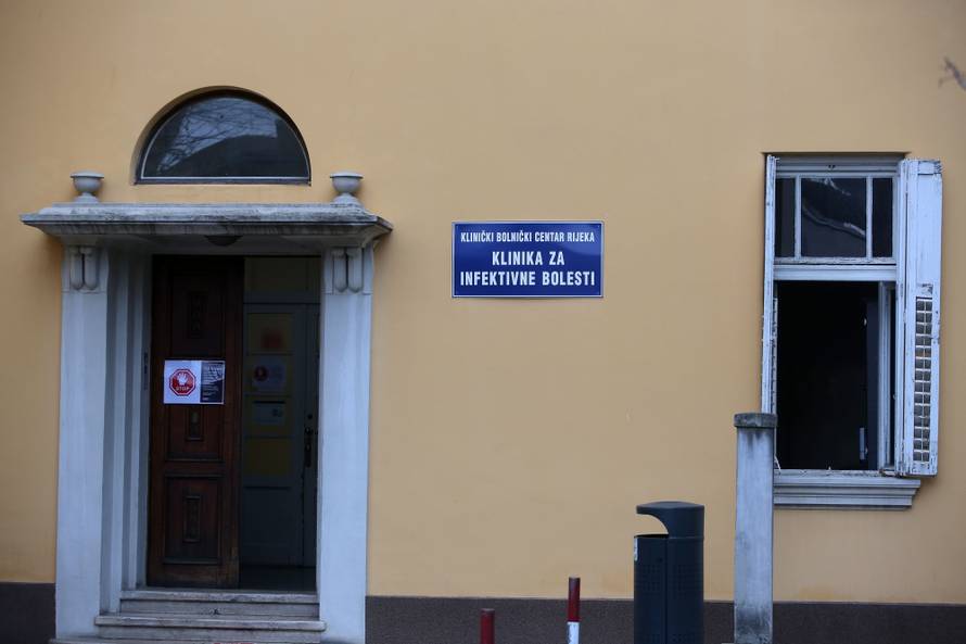 Korona bukti u Crnoj Gori: Proglasili epidemiju u 55 općina