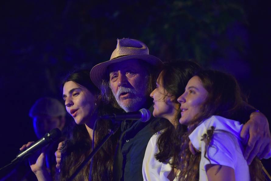 Rade Å erbedÅ¾ija i Zapadni kolodvor na Brijunima otvorili sezonu  KazaliÅ¡ta Ulysses