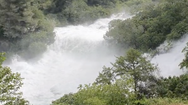 Rekordni vodostaj rijeke Krke: Na Skradinskom buku zabilježili 254 centimetra, najviše ikada