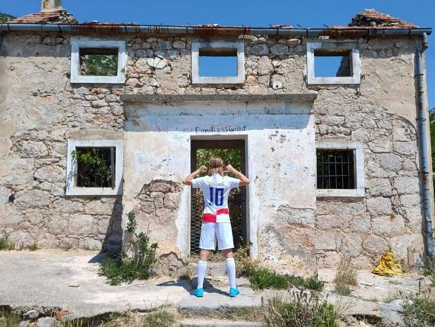 Ekipa predstave o Luki Modriću: U Obrovcu je bilo baš emotivno, svi su plakali na scenu s djedom