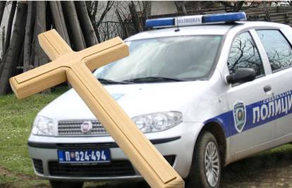 Kupio je lijes, imao i karmine... Onda su mu rekli da  mu je žena živa. Križem je mlatio policajce