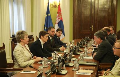 Brnabić: 'Jesam li najradosnija što imam sastanak s Piculom? Ne. Izvješće mu je sramotno...'