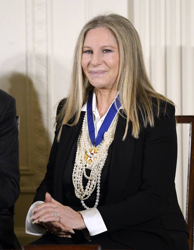 Obama Honoring Spielberg, Streisand And More With Medal Of Freedom - Washington