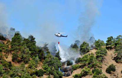 Izvanredno stanje na grčkom otoku Hiosu zbog požara