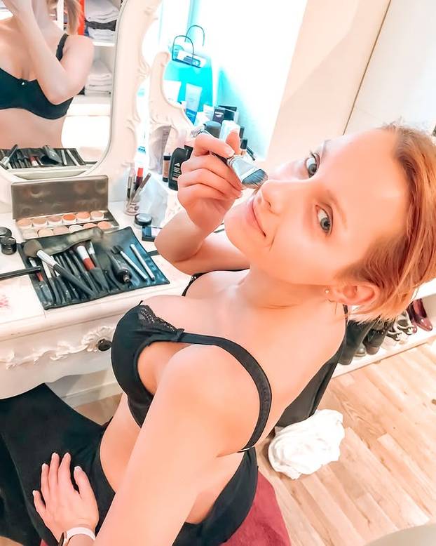 FOTO Nije joj jasno zašto joj blokiraju Instagram: 'Ne vidim ništa preseksi u svojim fotkama'