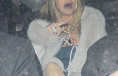 Goldie Hawn (66) je uz potoke šampanjca tulumarila do zore