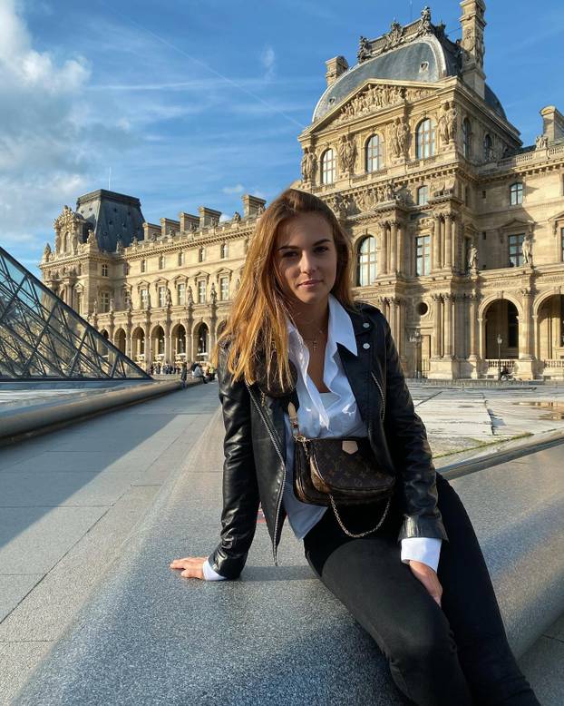 FOTO Teniska zvijezda uhodi poznatu Ruskinju! 'Stalno se javlja i zove me na spoj...'