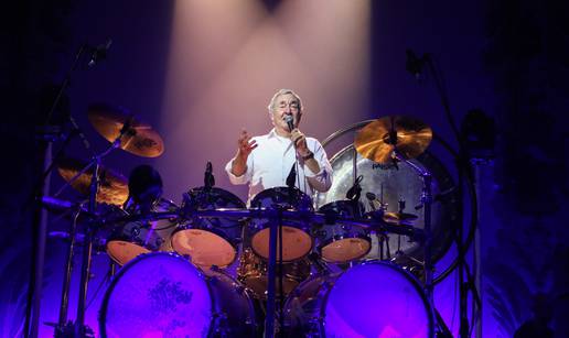 Legendarni Nick Mason i bend publici u Zagrebu dočarali su zvuk Pink Floyda iz 60-ih i 70-ih