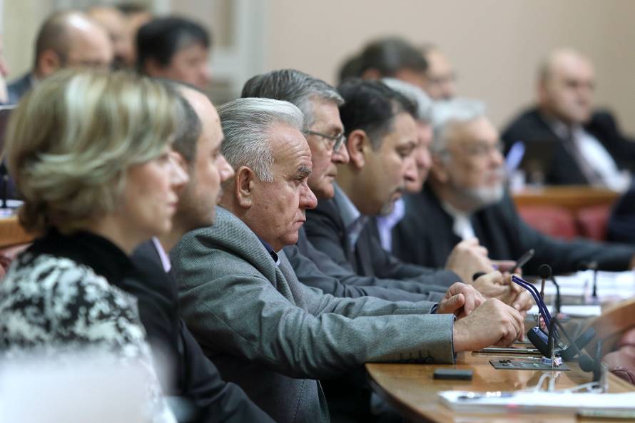 Maras HDZ-u: Želite ušutkati oporbu? Taj film ne bute gledali