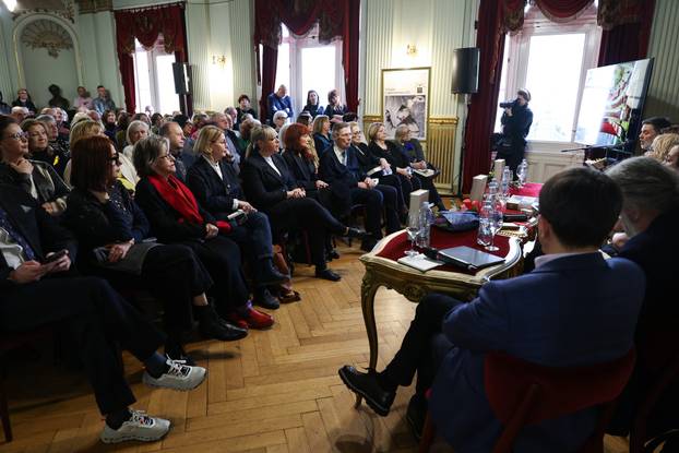 Zagreb: Promocija knjige "Država i njezino kazalište" Snježane Banović