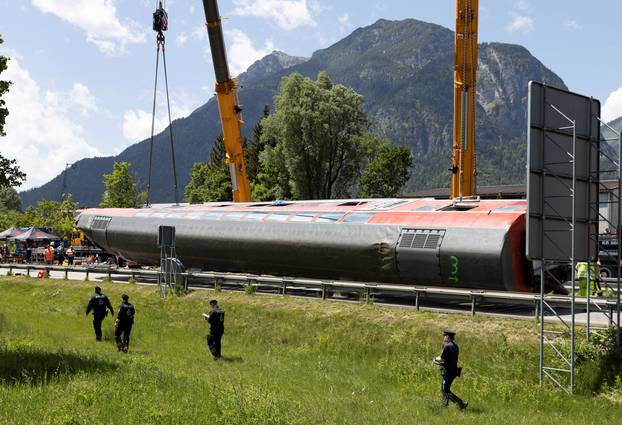 Derailed train near Garmisch-Partenkirchen