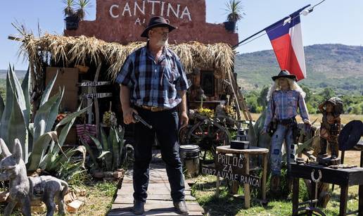 FOTO Tihomir (55) je posljednji hercegovački kauboj: Evo kako izgleda njegov ranč