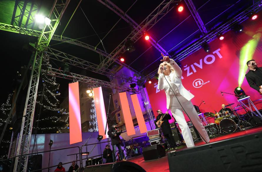 Zagreb: 13. humanitarni boÅ¾iÄni koncert Å½elim Å¾ivot