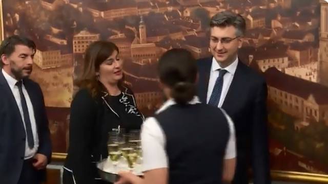 Plenković 'zabranio' alkohol za Žalac: 'Ona ne smije nikad...'