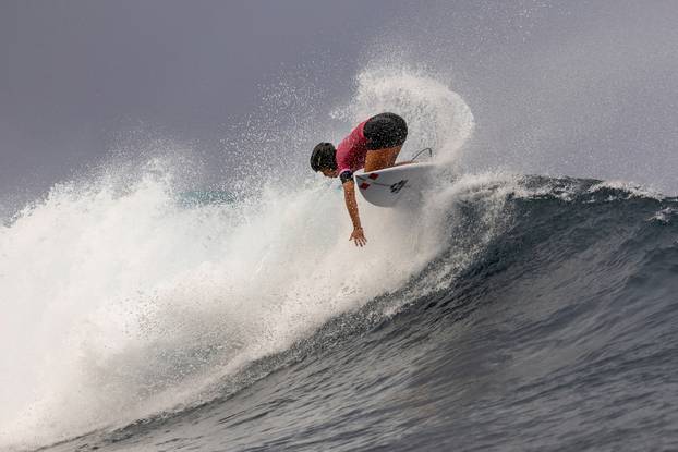 Surfing - Women's Round 2 - Heat 1