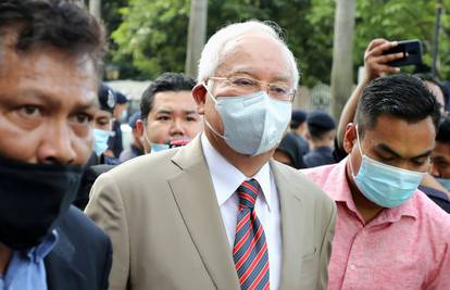 Pronevjerio milijarde: Osuđen je  bivši malezijski premijer