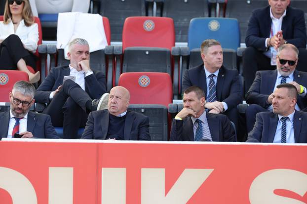 Split: Poznati na tribinamaa tijekom utakmice Hajduka i Dinama 