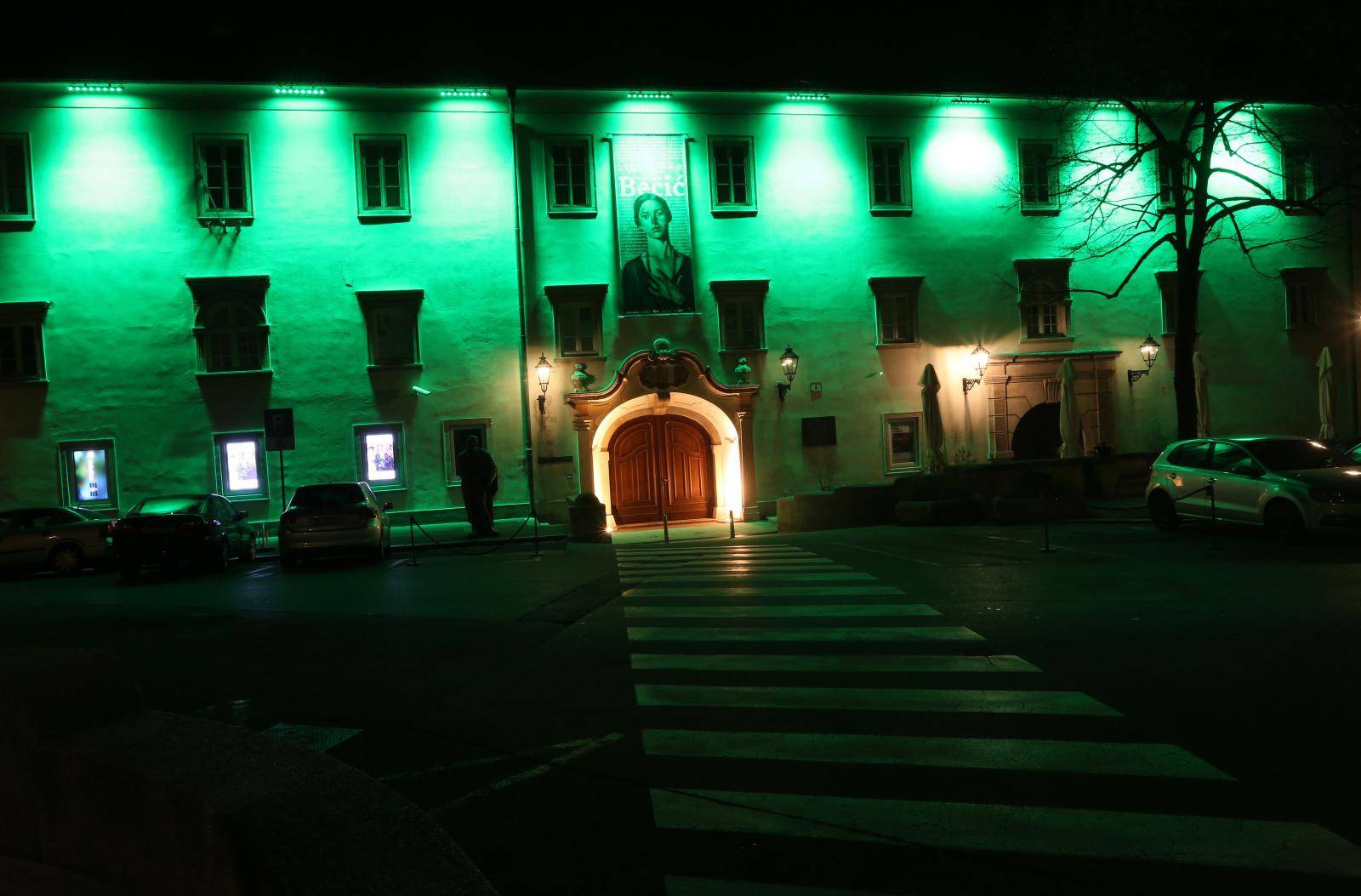 Zagreb: Klovicevi dvori obojeni zeleno za Dan sv. Patrika
