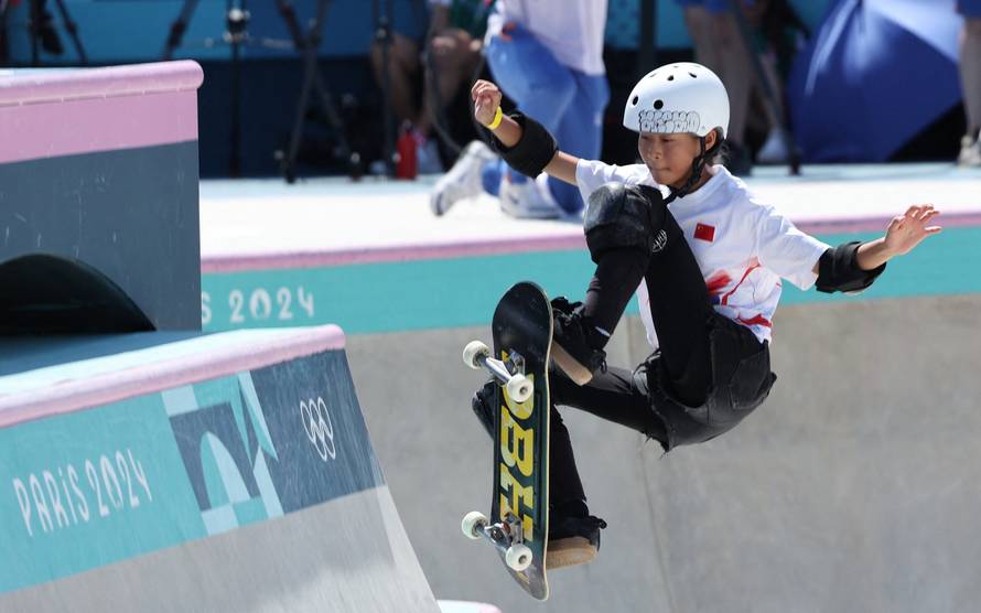Skateboarding - Women's Park Prelims